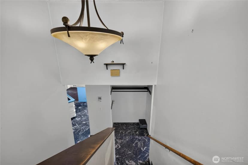 Property photo for 1113 Sw 2nd Avenue, Oak Harbor photo 19