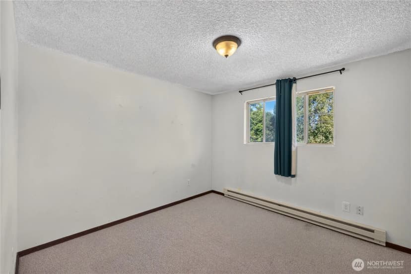 Property photo for 1113 Sw 2nd Avenue, Oak Harbor photo 13