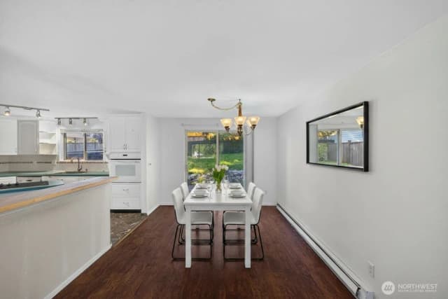 Property photo for 1113 Sw 2nd Avenue, Oak Harbor photo 5