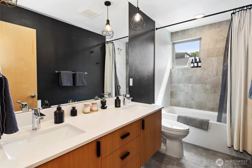 Property photo for 724 S Willow Street, Seattle photo 28