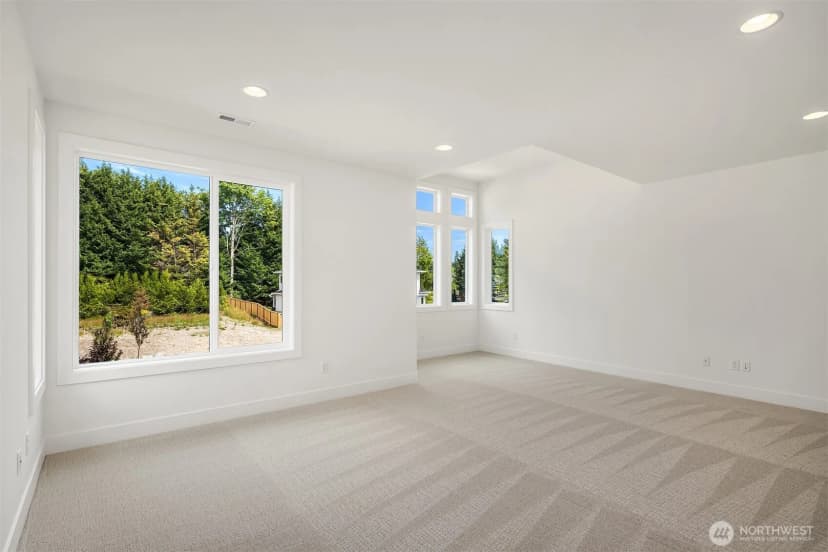 Property photo for 465 Orcas Ave Ne, Renton photo 31