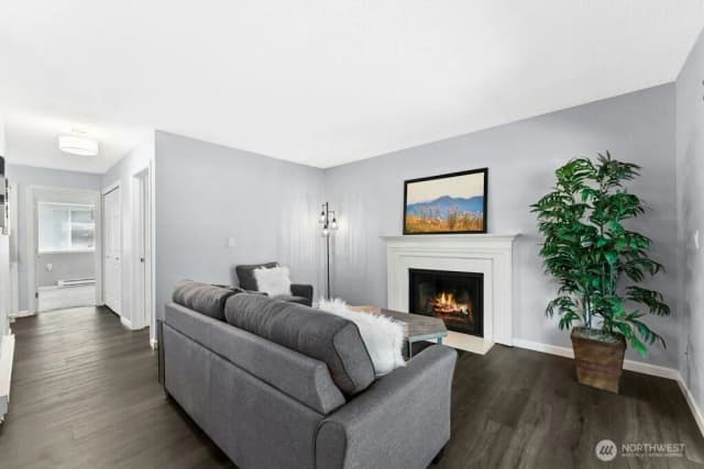 Property photo for 14602 Ne 51st Street #d1, Bellevue photo 5