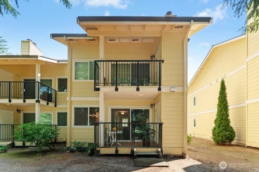 Property photo for 14602 Ne 51st Street #d1, Bellevue photo 20