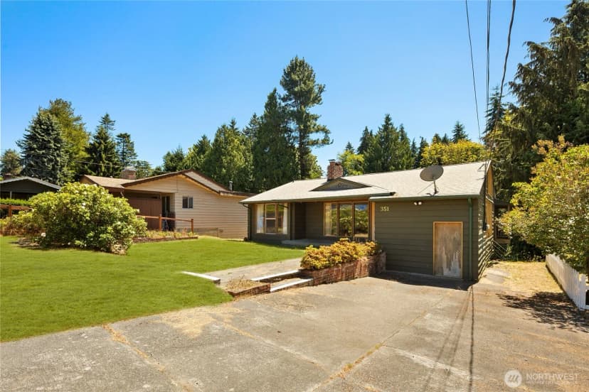 Property photo for 351 Ne 163rd, Shoreline photo 4