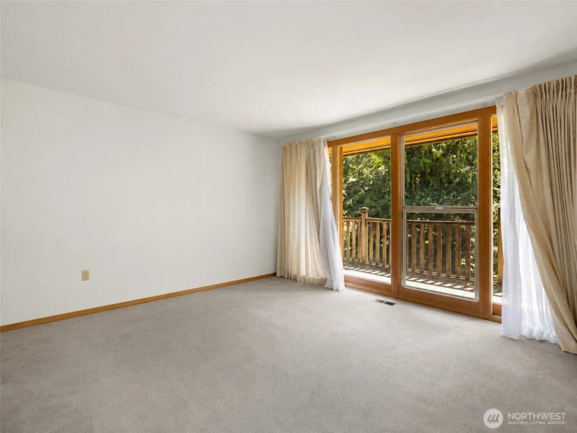 Property photo for 351 Ne 163rd, Shoreline photo 21