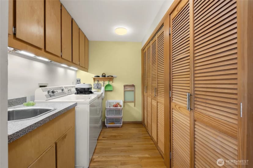 Property photo for 351 Ne 163rd, Shoreline photo 27