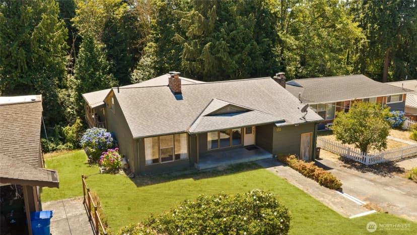 Property photo for 351 Ne 163rd, Shoreline photo 3