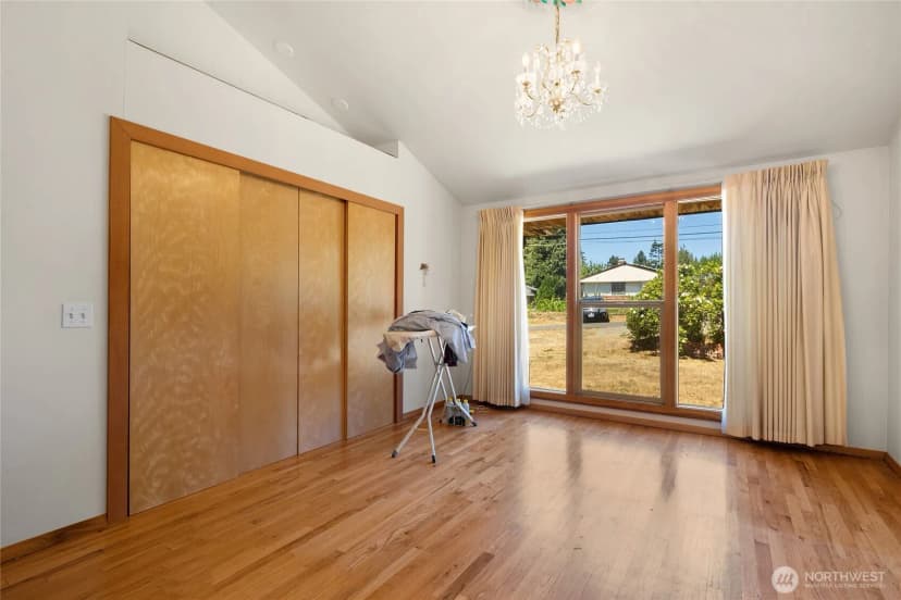 Property photo for 351 Ne 163rd, Shoreline photo 23