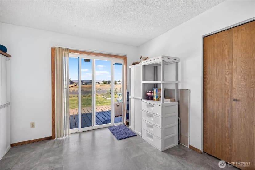 Property photo for 301 Arrowhead Place Sw, Mattawa photo 20