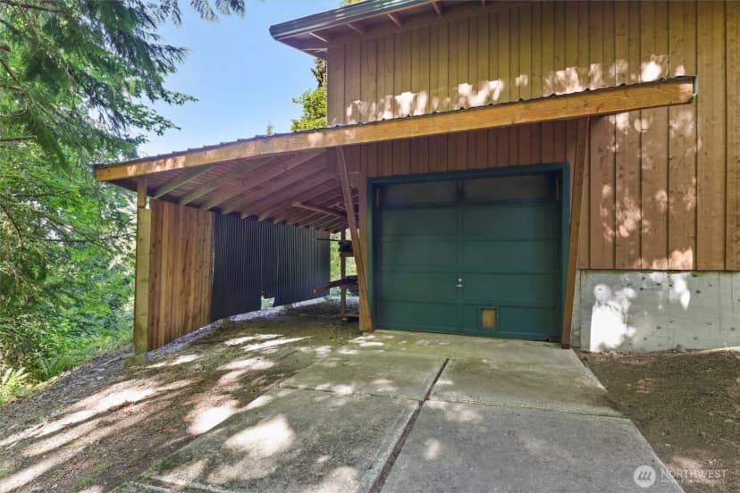 Property photo for 18503 Se 64th Way, Issaquah photo 35