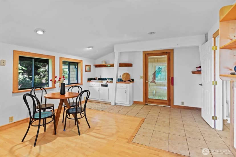 Property photo for 18503 Se 64th Way, Issaquah photo 29