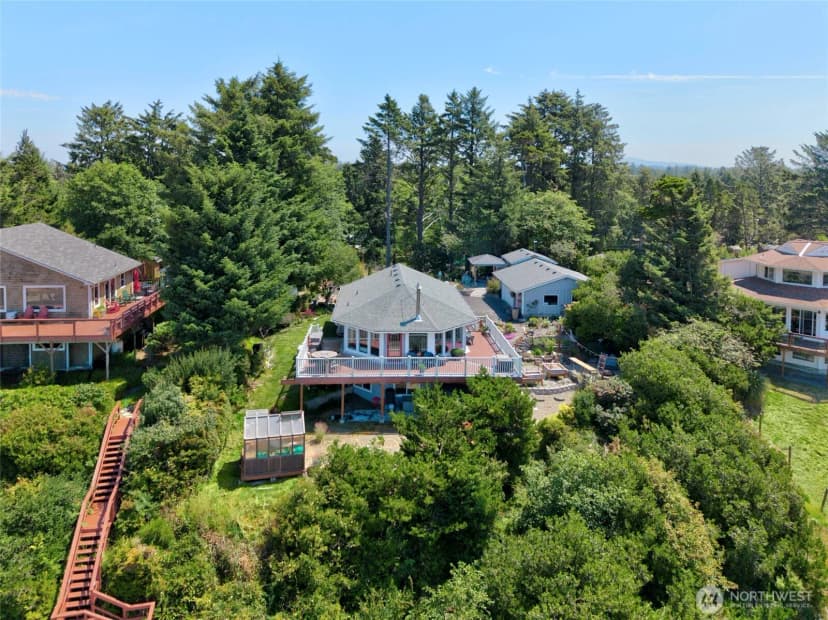 Property photo for 28017 L Place, Ocean Park photo 37