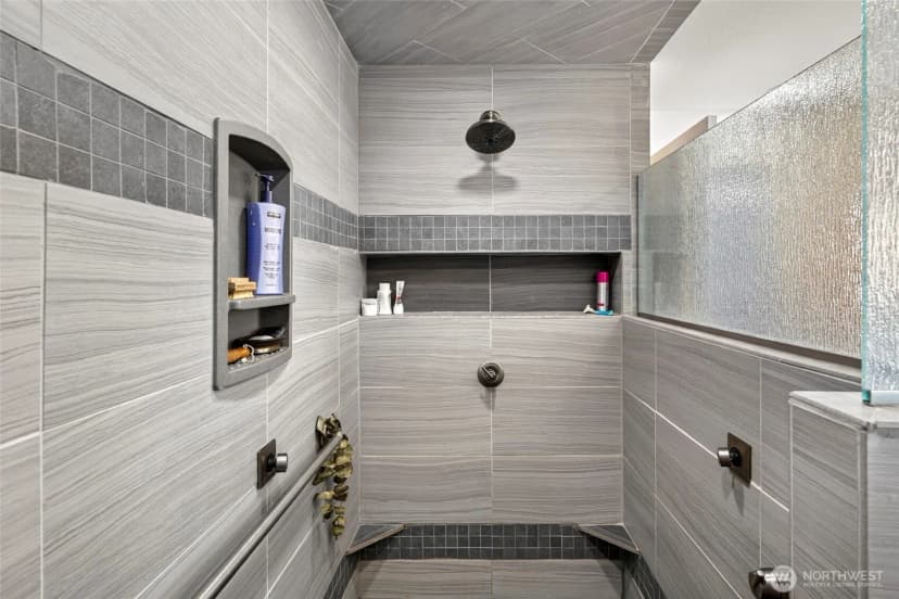 Property photo for 28017 L Place, Ocean Park photo 15