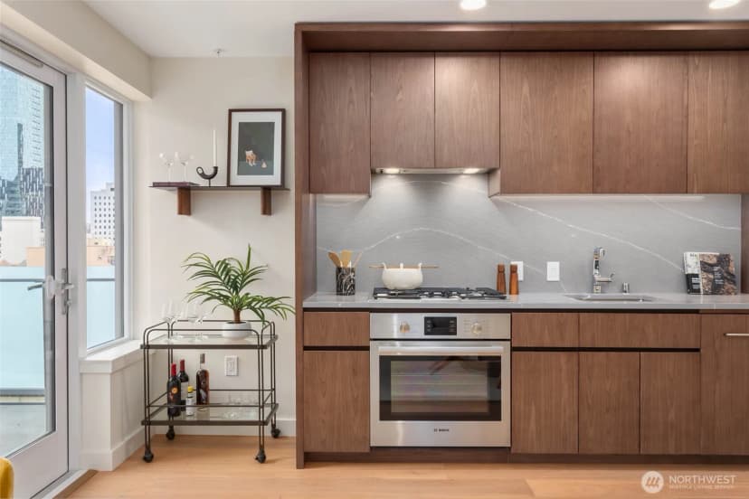Property photo for 121 Stewart Street #1104, Seattle photo 5
