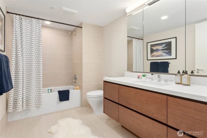 Property photo for 121 Stewart Street #1104, Seattle photo 14