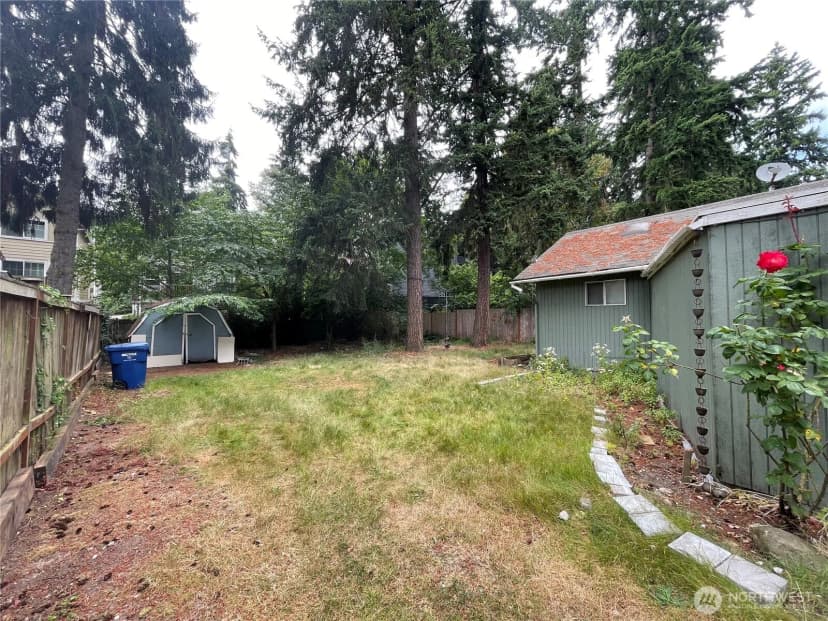 Property photo for 13729 Stone Avenue N, Seattle photo 29