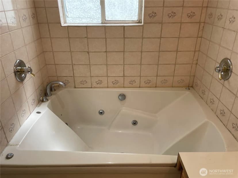 Property photo for 13729 Stone Avenue N, Seattle photo 27