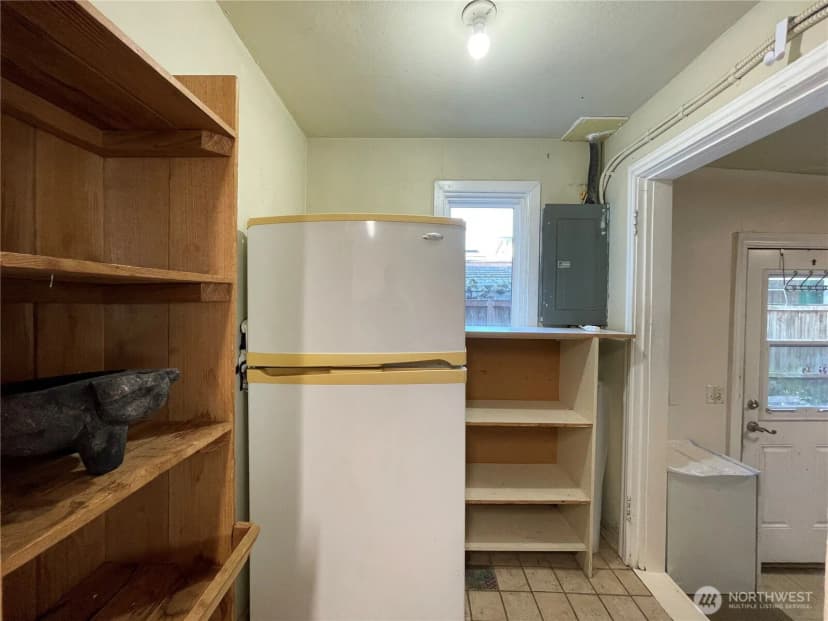 Property photo for 13729 Stone Avenue N, Seattle photo 17