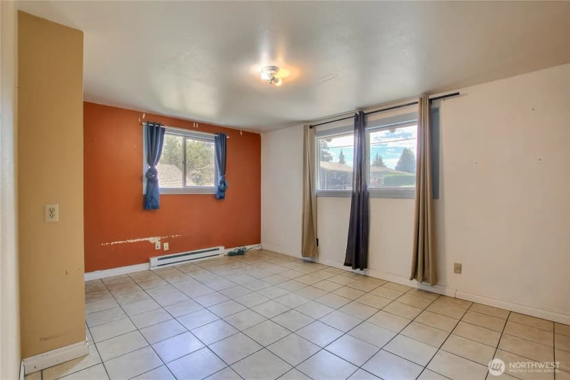 Property photo for 201 E Beech Street, Everett photo 11