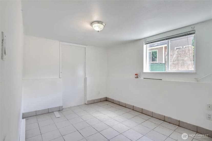 Property photo for 201 E Beech Street, Everett photo 15