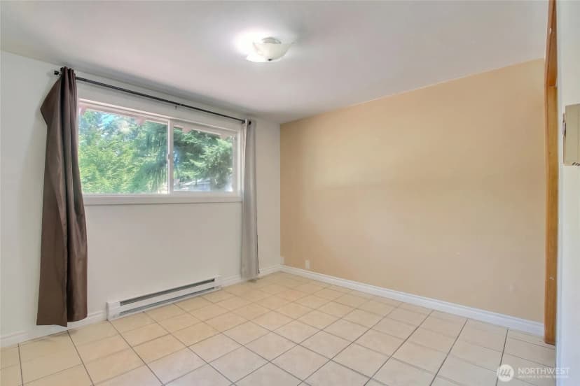 Property photo for 201 E Beech Street, Everett photo 13