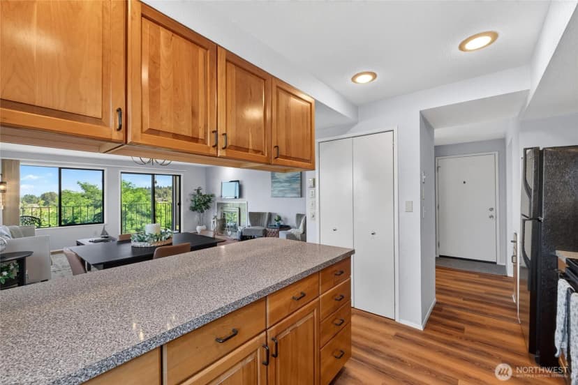 Property photo for 317 Kennebeck Avenue S #104, Kent photo 11