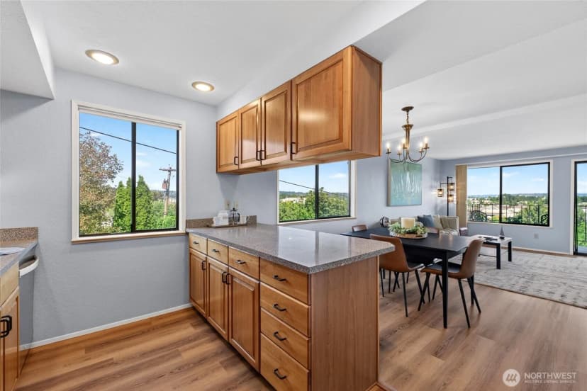 Property photo for 317 Kennebeck Avenue S #104, Kent photo 9