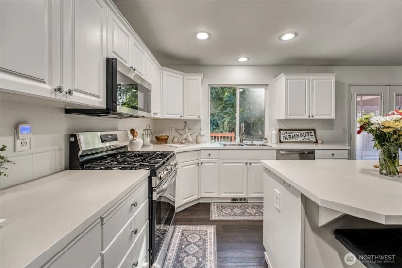 Property photo for 202 35th Avenue Ct Nw, Gig Harbor photo 10