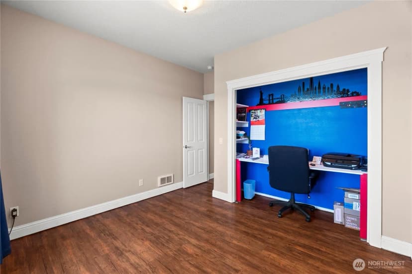 Property photo for 1480 Pacific Avenue, Raymond photo 22