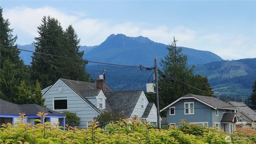 Property photo for 301 W 3rd St, Port Angeles photo 7