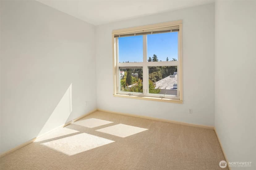Property photo for 10042 Main Street #505, Bellevue photo 18