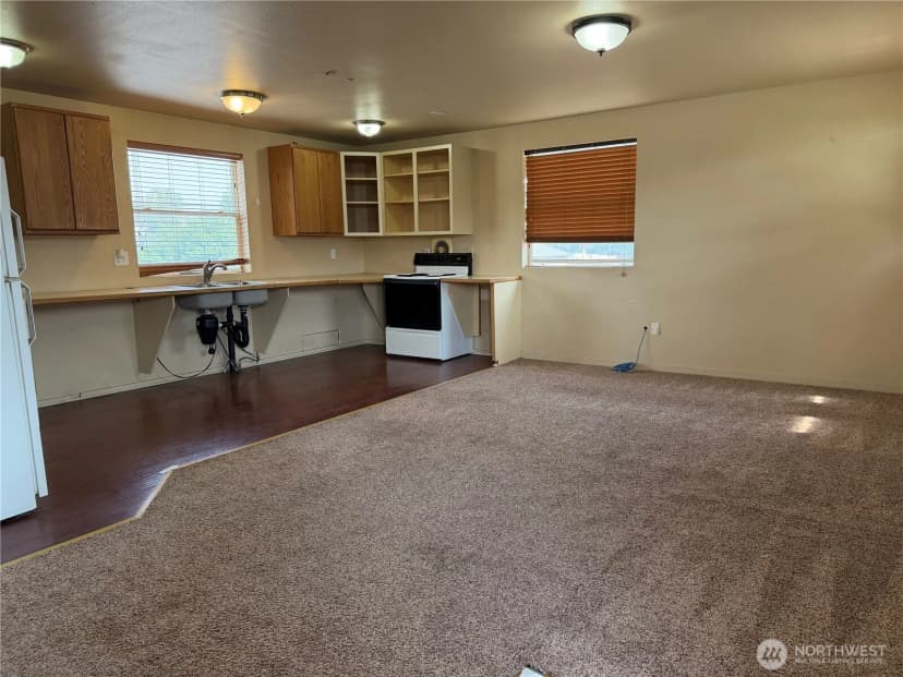 Property photo for 26 Sw 13th, College Place photo 36