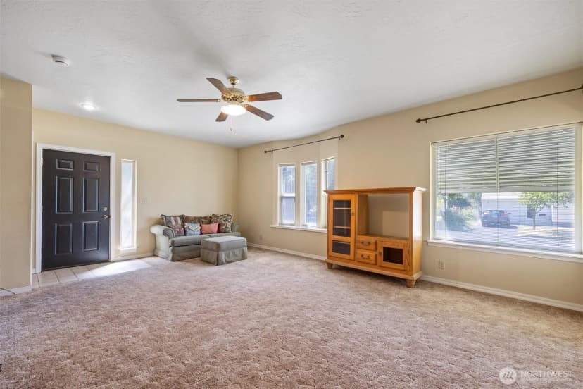 Property photo for 26 Sw 13th, College Place photo 6