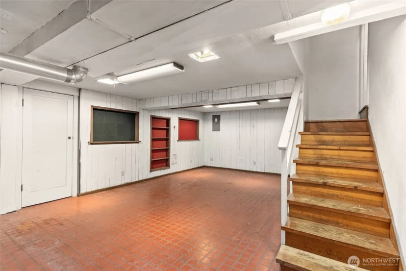 Property photo for 8123 Veterans Drive Sw, Lakewood photo 30