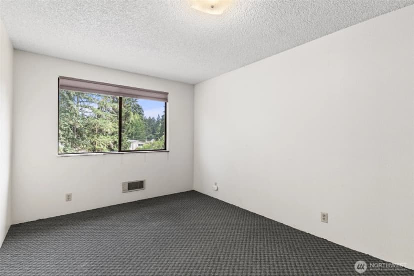 Property photo for 8123 Veterans Drive Sw, Lakewood photo 28