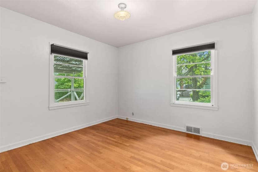 Property photo for 8123 Veterans Drive Sw, Lakewood photo 19
