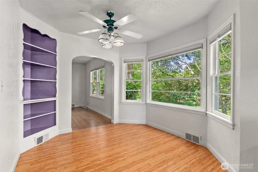 Property photo for 8123 Veterans Drive Sw, Lakewood photo 16