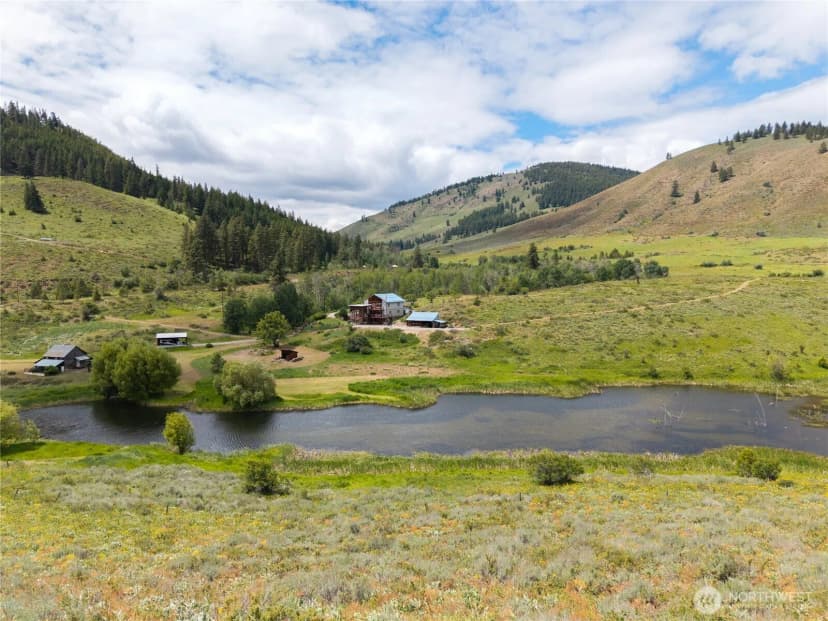 Property photo for 494 Rendezvous Road, Winthrop photo 22