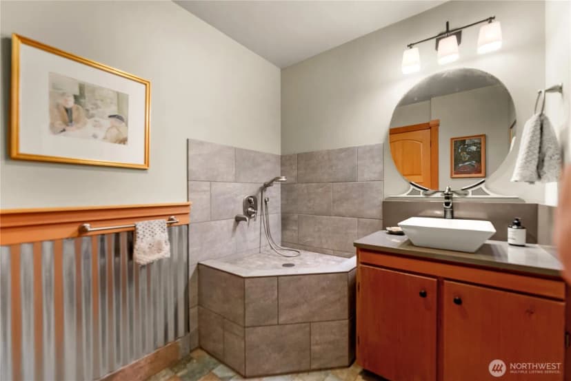 Property photo for 494 Rendezvous Road, Winthrop photo 16