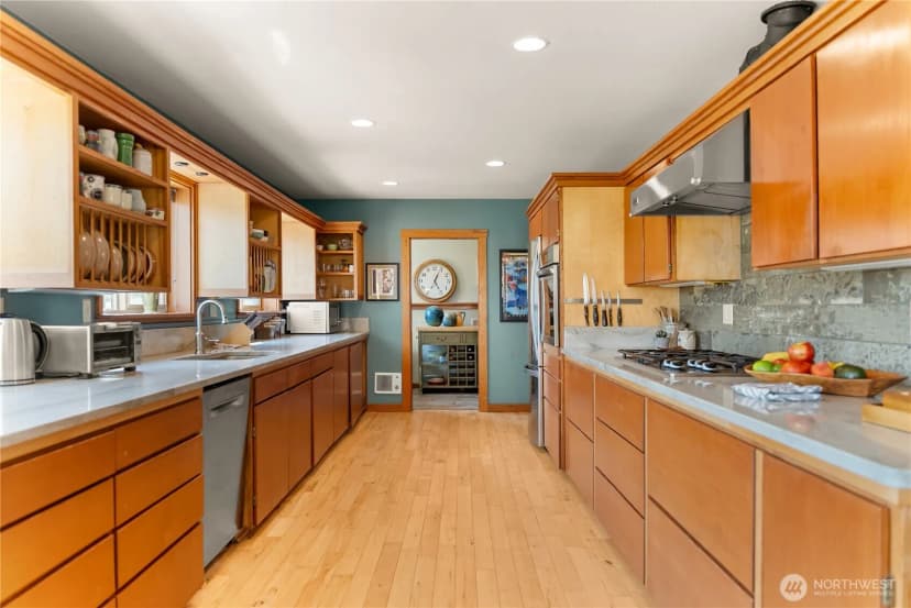 Property photo for 494 Rendezvous Road, Winthrop photo 9