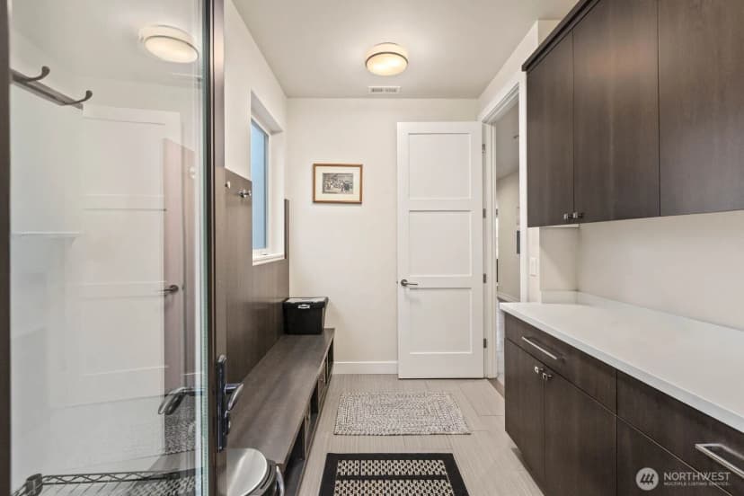 Property photo for 1525 36th Avenue S, Seattle photo 29
