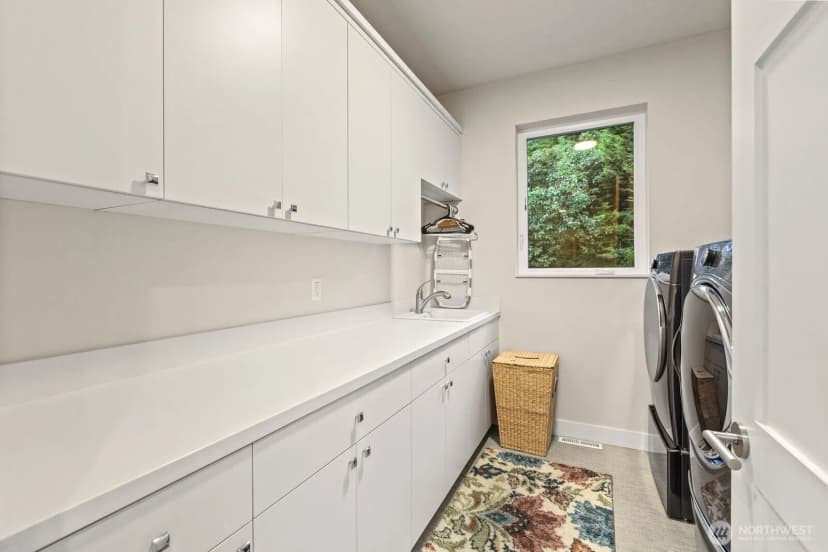 Property photo for 1525 36th Avenue S, Seattle photo 30