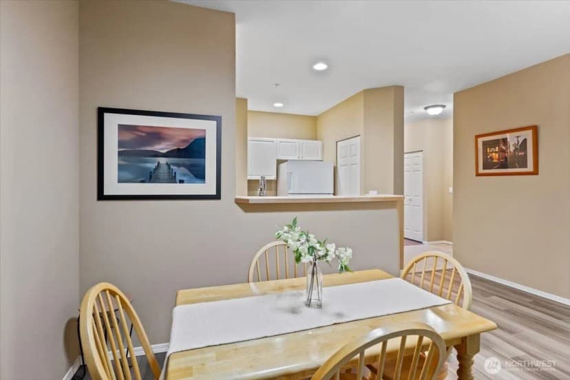 Property photo for 12712 Admiralty Way #b204, Everett photo 8