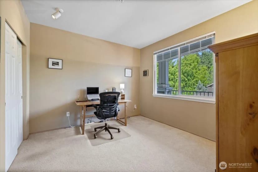 Property photo for 12712 Admiralty Way #b204, Everett photo 17