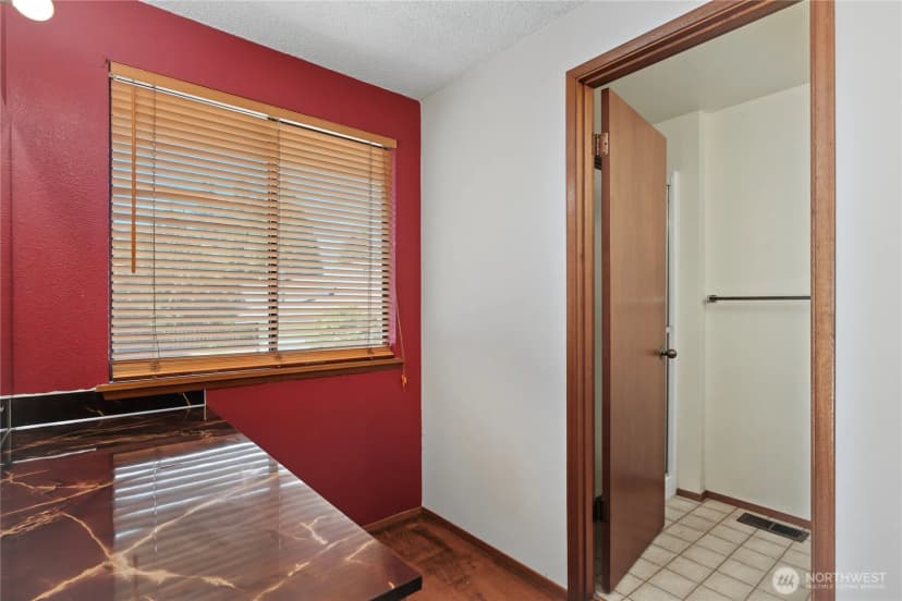 Property photo for 9901 76th Street Sw, Lakewood photo 19
