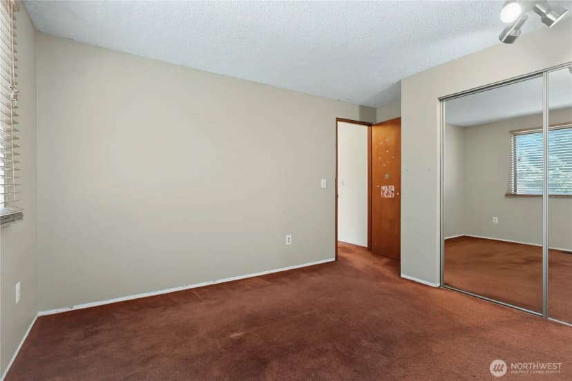 Property photo for 9901 76th Street Sw, Lakewood photo 23