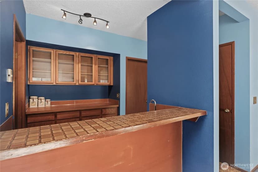 Property photo for 9901 76th Street Sw, Lakewood photo 14