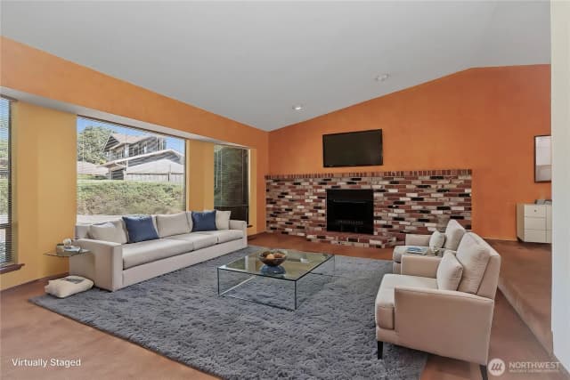 Property photo for 9901 76th Street Sw, Lakewood photo 4