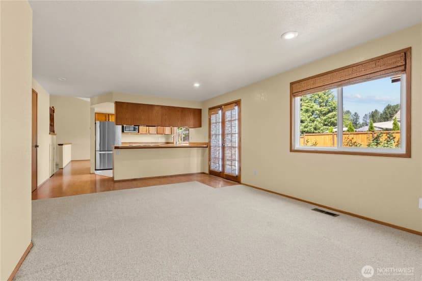 Property photo for 13700 Se 201st Street, Kent photo 11