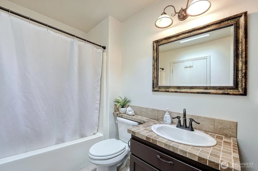 Property photo for 30 Morning Glory Drive, Bellingham photo 25